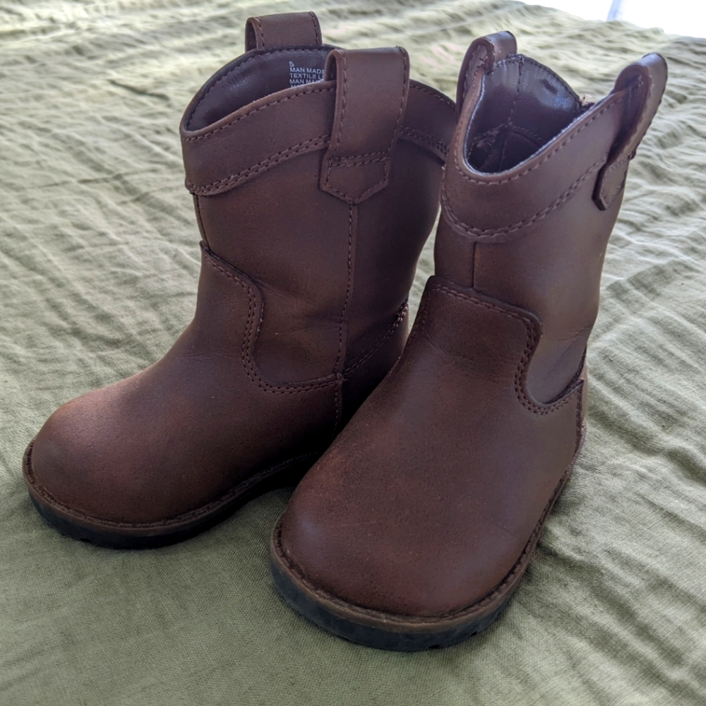 Gently used boys boots